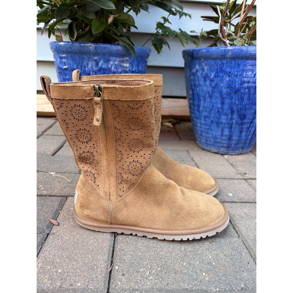 UGG Boots Perforated Chestnut Brown Suede Mid-Calf Women's Size 6 Winter 1004545